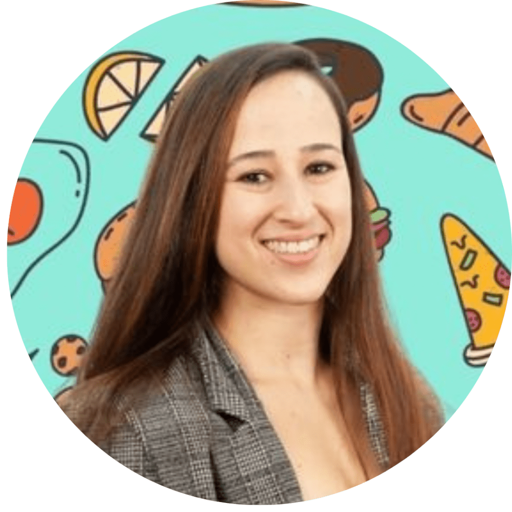 נועה רזניק בוגרת קורס הטריינר של מכללת תוצאות